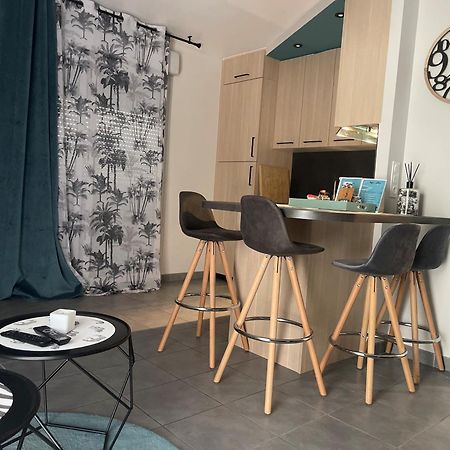 Elegant 45 M2 Lyon 6 + Garage. Idealement Situe Exteriör bild