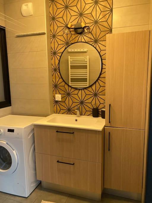 Elegant 45 M2 Lyon 6 + Garage. Idealement Situe Exteriör bild