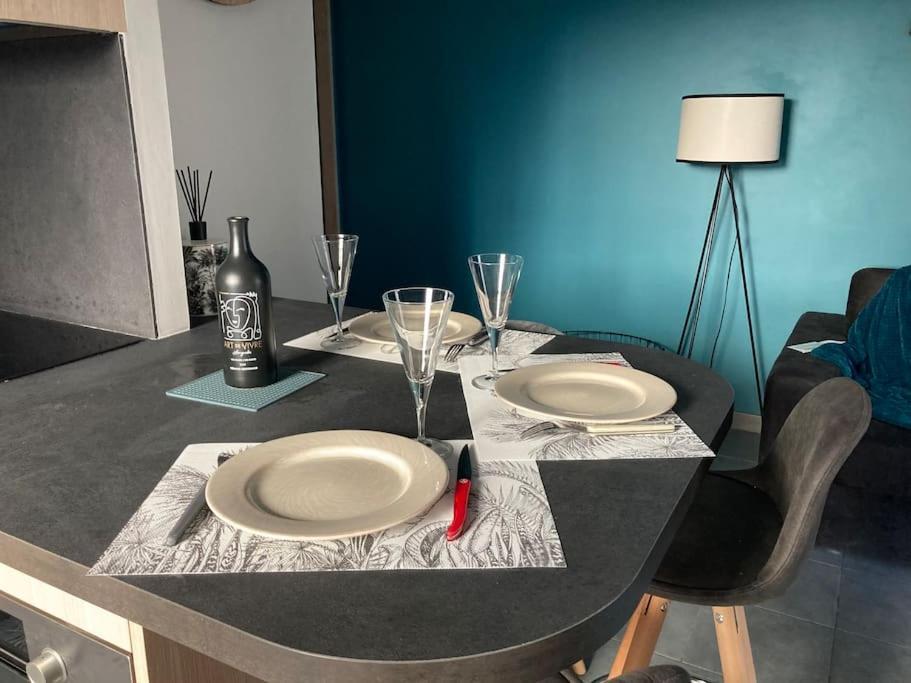 Elegant 45 M2 Lyon 6 + Garage. Idealement Situe Exteriör bild